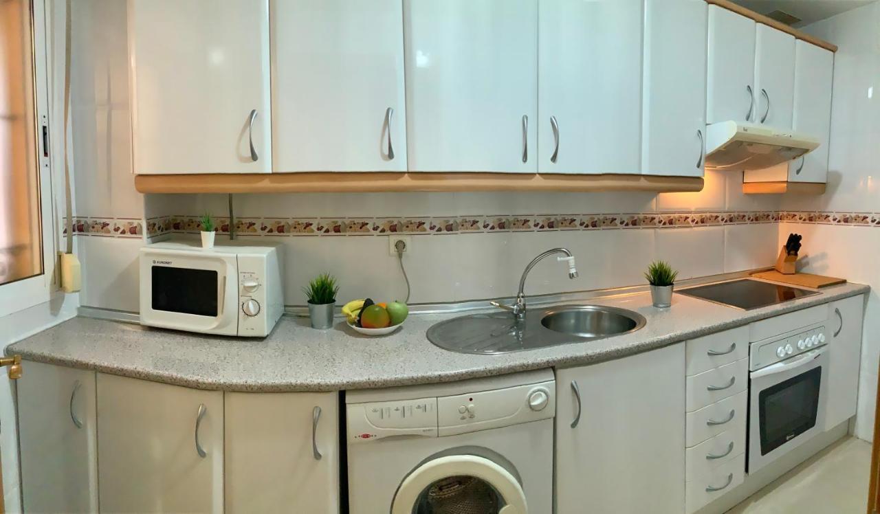בנאלמדנה Apartamento De 2 Dormitorios, Gran Terraza, Vistas Al Mar Cerca Playa Carvajal מראה חיצוני תמונה